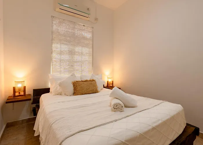 Whitehouse 2 Bedroom スミニャック